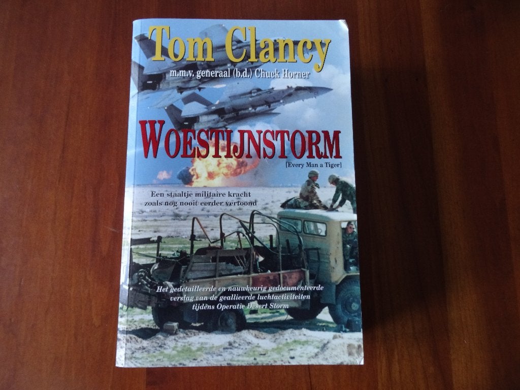 Woestijnstorm - Tom Clancy, Tom Clancy, Ophalen of Verzenden, Zo goed als nieuw, Amerika