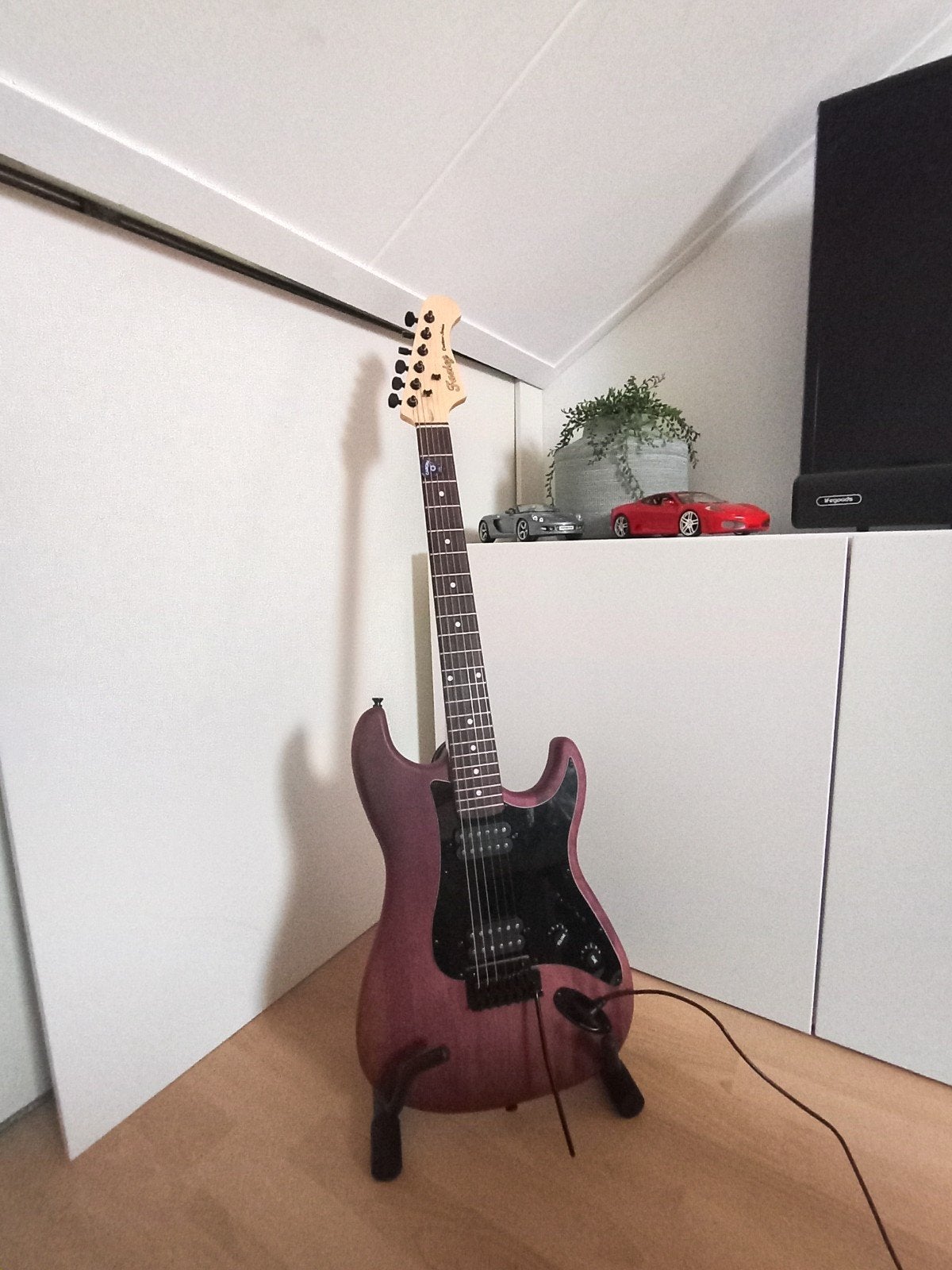 Fazley elektrische gitaar, Gebruikt, Met versterker, Solid body, Ophalen