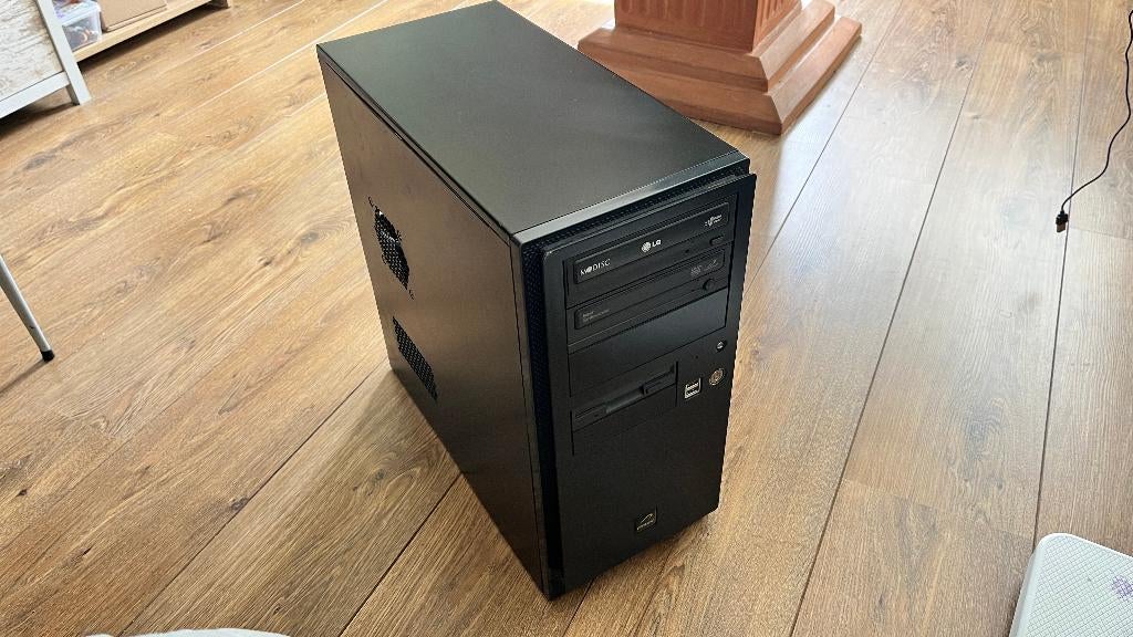 PC Core 2 Duo E8400 - 8GB DDR2 - Gigabyte EP45-DS3 - HD 5450, Ophalen of Verzenden, Gebruikt
