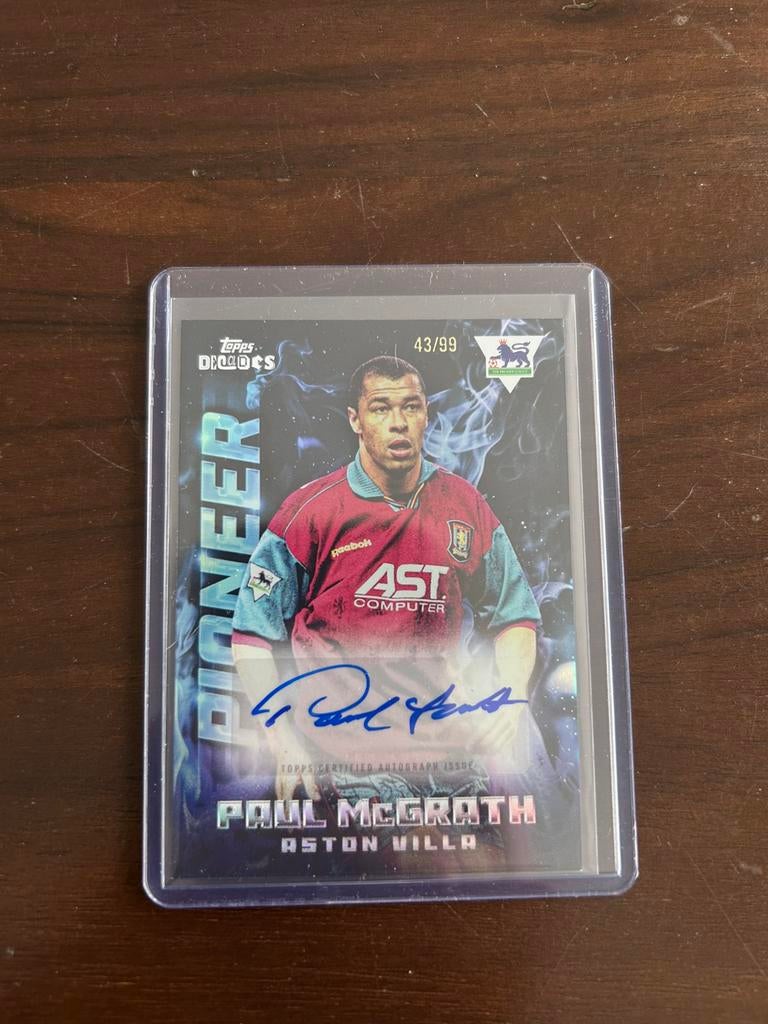 Topps decades premier league 90s Paul Mcgrath auto /99, Ophalen of Verzenden, Zo goed als nieuw, Plaatje