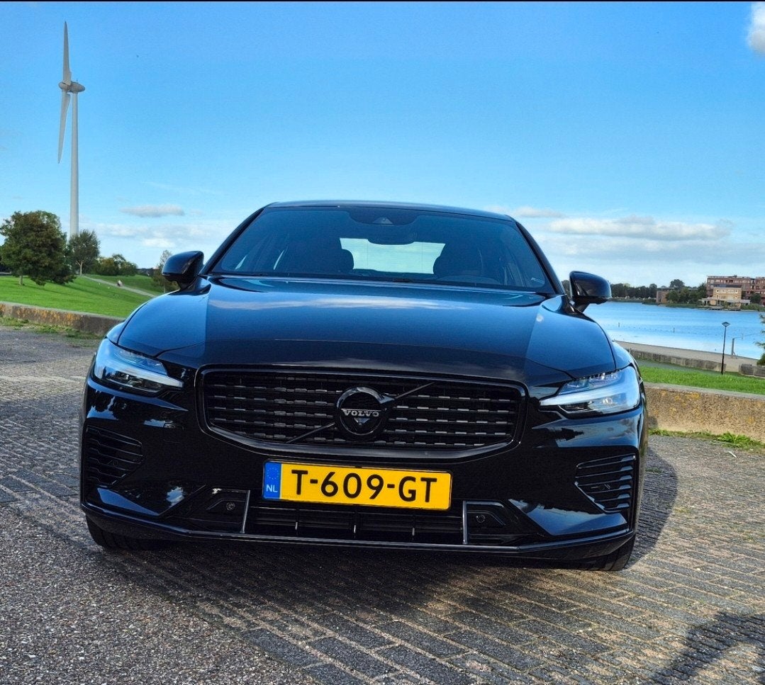 Volvo S60 T6 Recharge 388pk Plug-in Hybrid AWD Aut 2023, Auto's, Automaat, S60, Sedan, 1939 kg