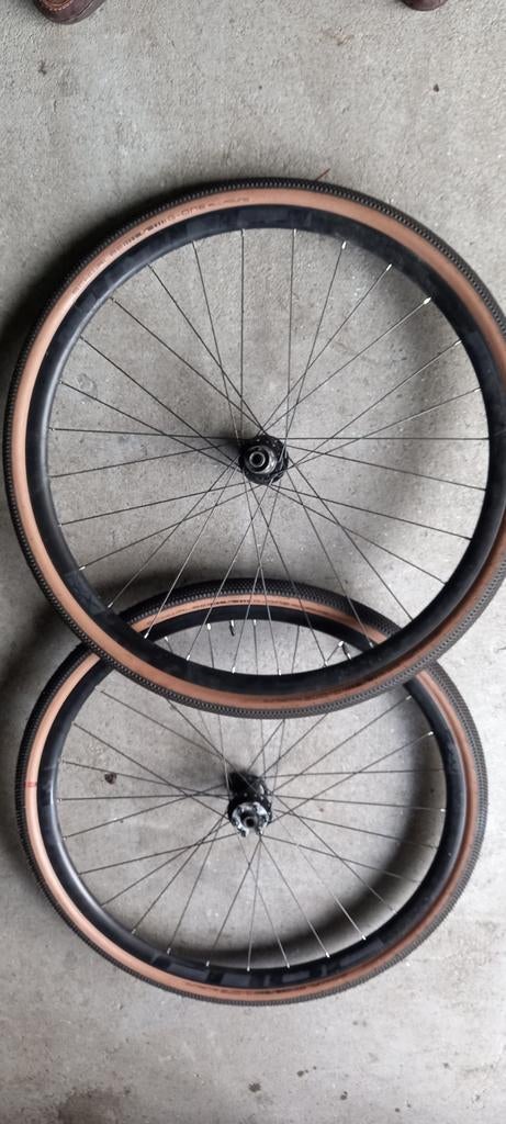 Gravel fietswielen Joy tech met banden 40-622, Ophalen of Verzenden, Zo goed als nieuw, Overige typen