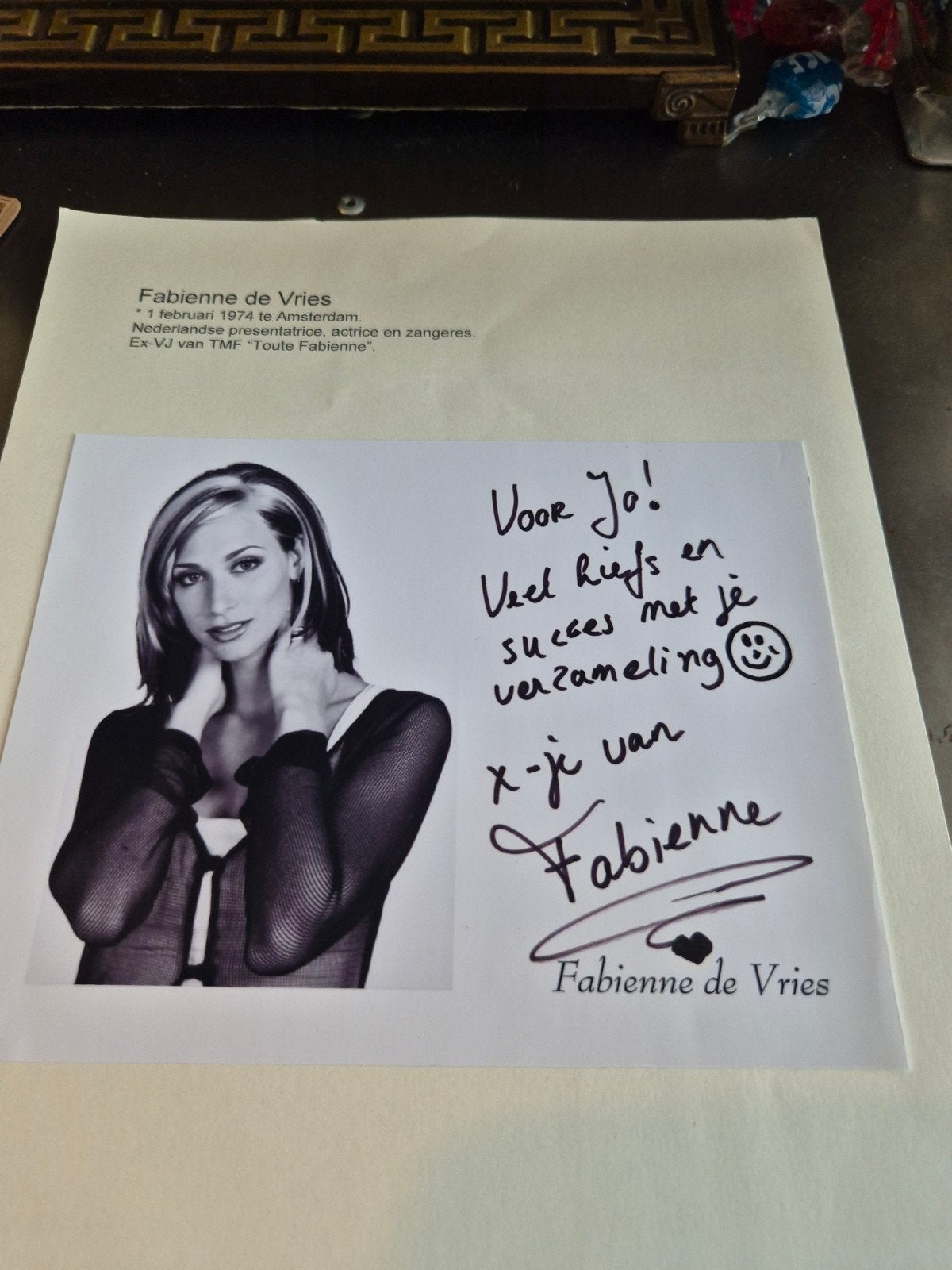 Gesigneerde foto Fabienne de Vries - Ex-VJ TMF, Ophalen of Verzenden, Zo goed als nieuw, Foto of Kaart, Gesigneerd