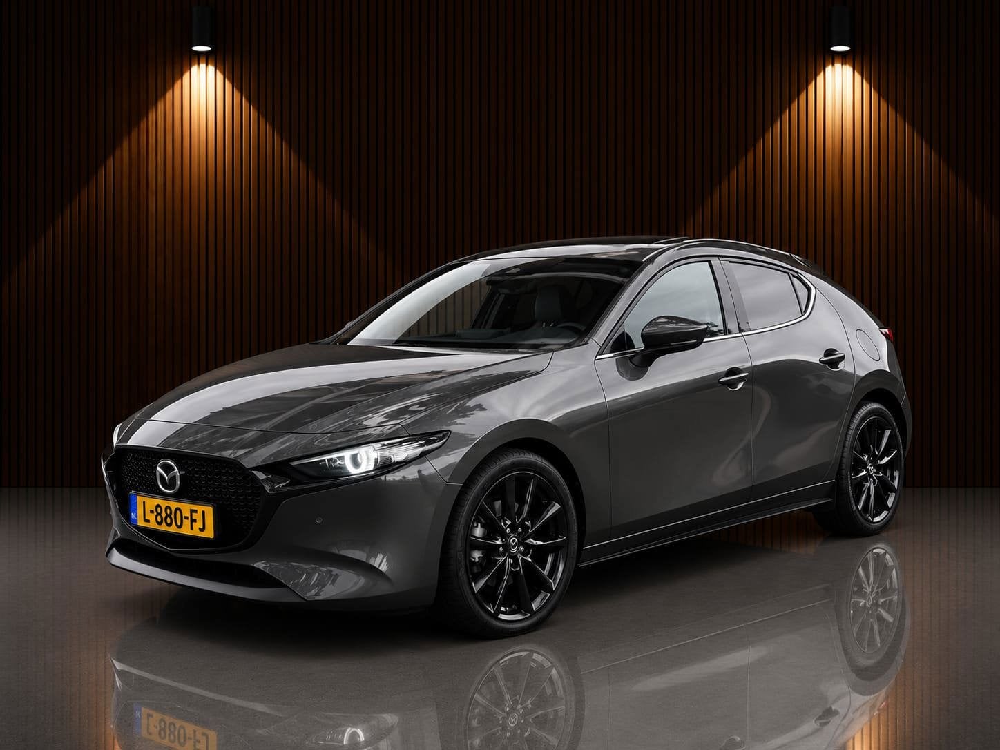 Mazda 3 2.0 e-SkyActiv-X M Hybrid 186 PK Luxury, Auto's, 1998 cc, Gebruikt, Euro 6, 19 km/l