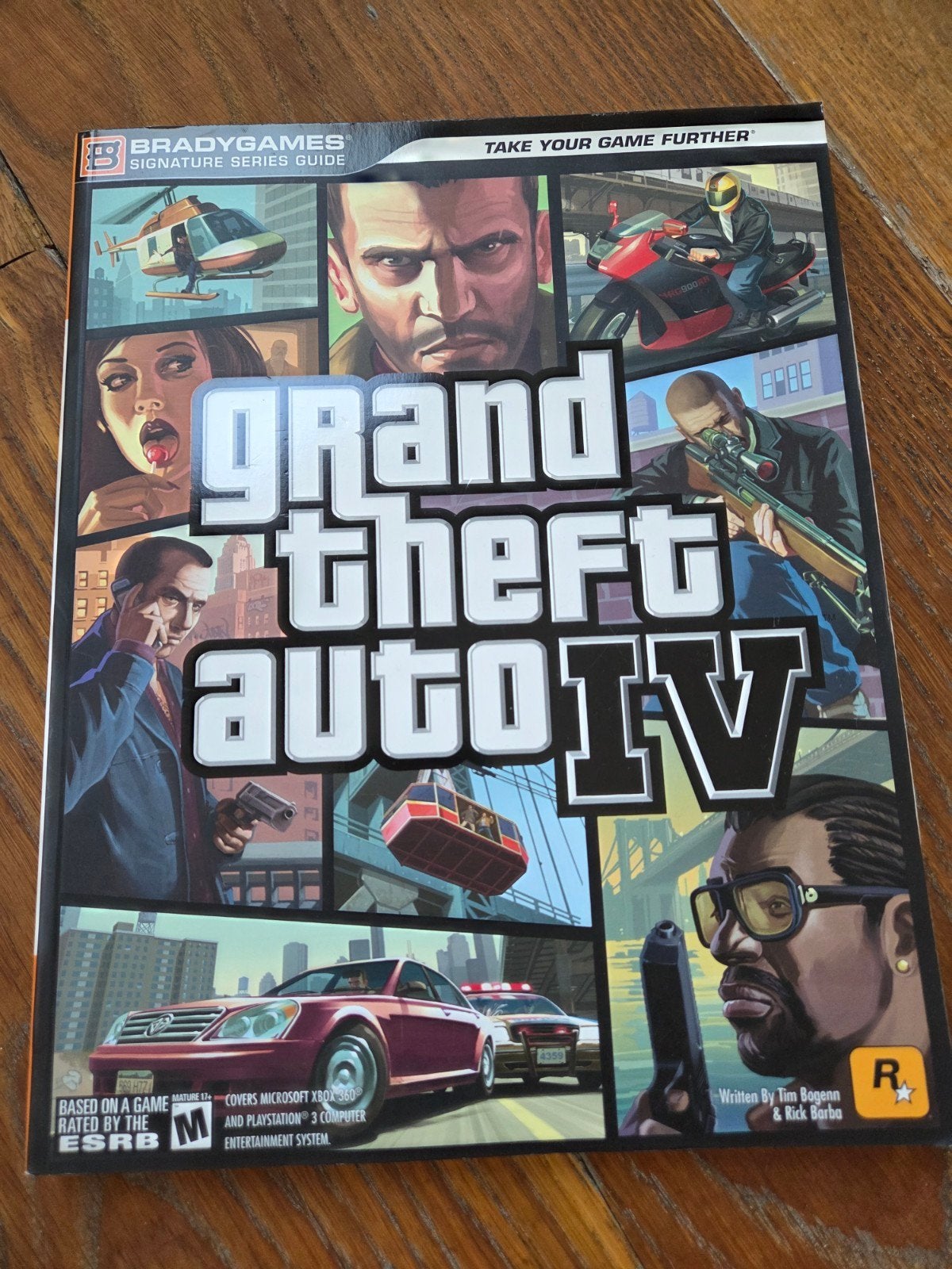 Grand Theft Auto IV Signature Series Guide (BradyGames), Ophalen of Verzenden, Zo goed als nieuw, Tim Bogenn & Rick Barba