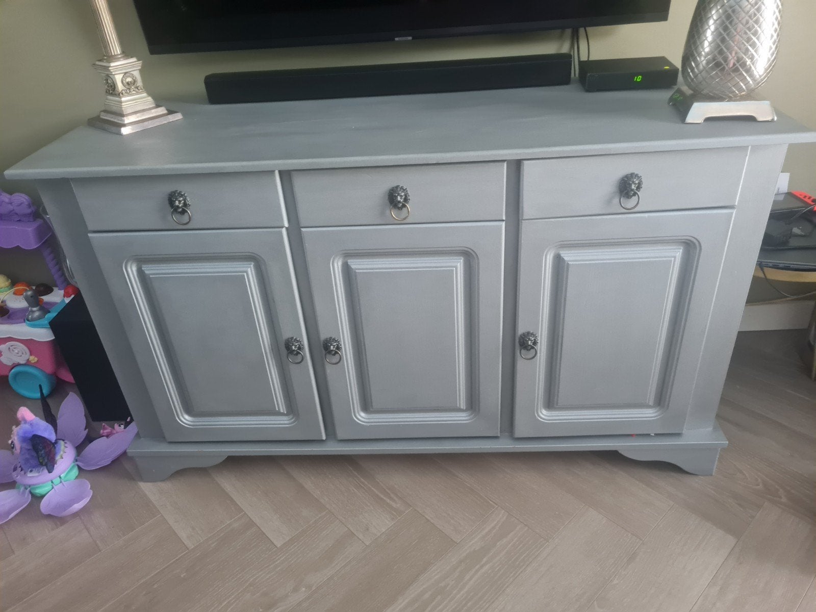 Stijlvol dressoir met 3 lades en 3 deuren, Ophalen, Klassiek, modern, Gebruikt, 100 tot 150 cm