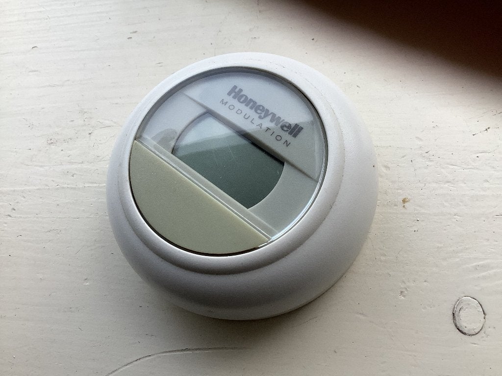 Thermostaat rond Honeywell Modulation, T87M1003., Ophalen, Gebruikt