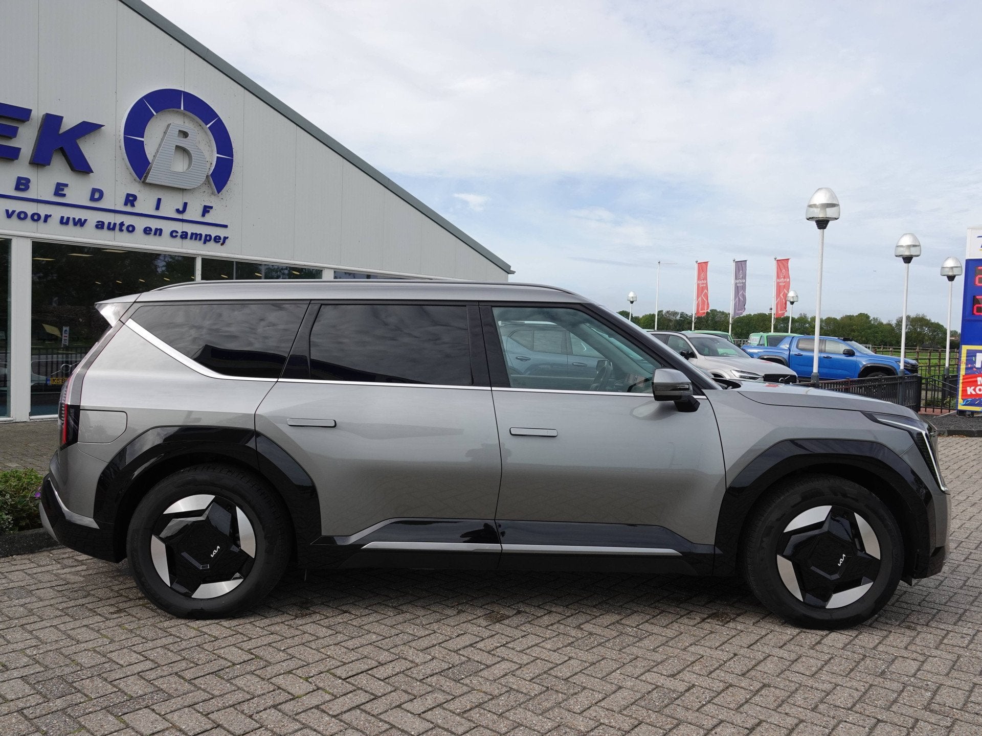 Kia EV9 Air 99.8 kWh SOH 100% | VOL LEER | MEMORY | 7-PERS, Auto's, Automaat, Achterwielaandrijving, 7 stoelen, Leder