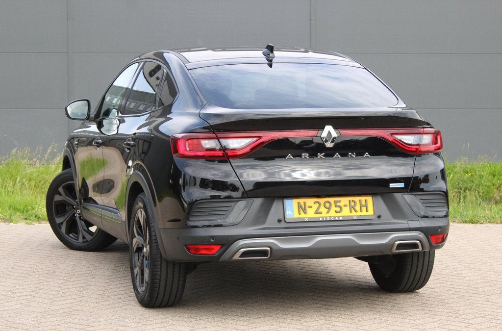Renault Arkana 1.6 E-Tech Hybrid 145 R.S. Line Leder Camera, Gebruikt, 4 cilinders, Zwart, 760 kg