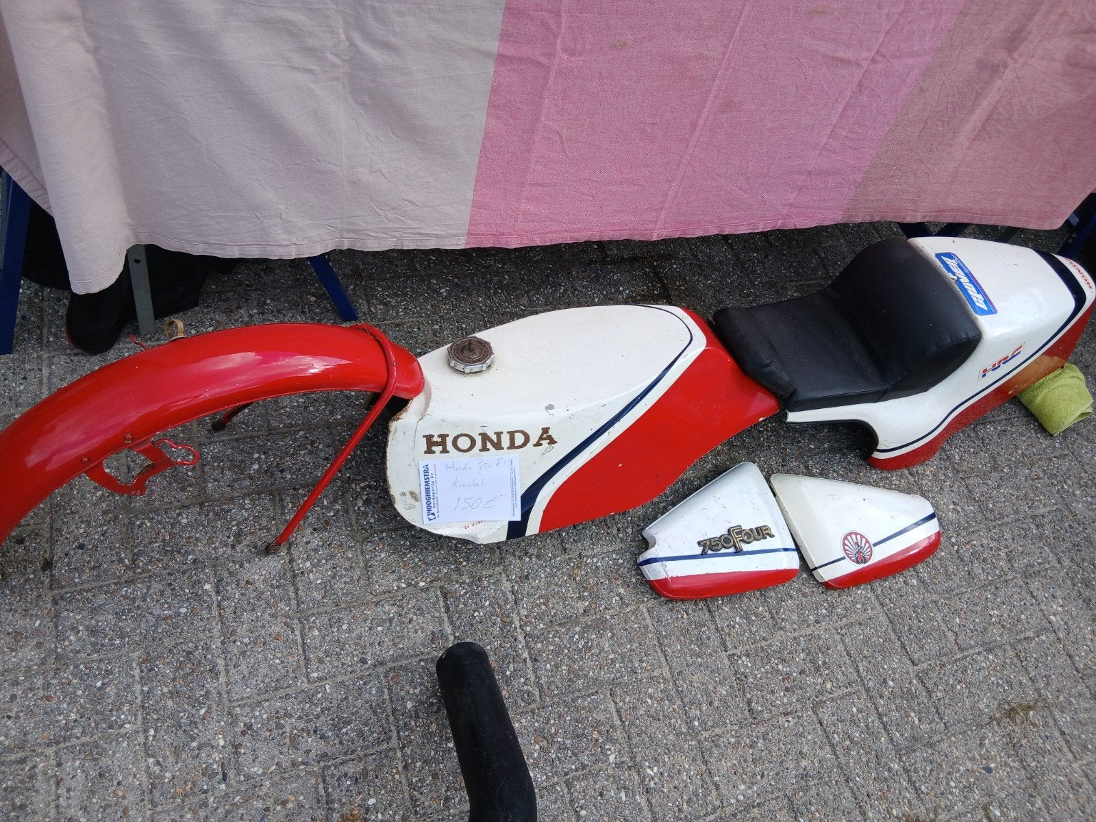 Tankzit combinatie honda cb 750 F1 F2, Ophalen