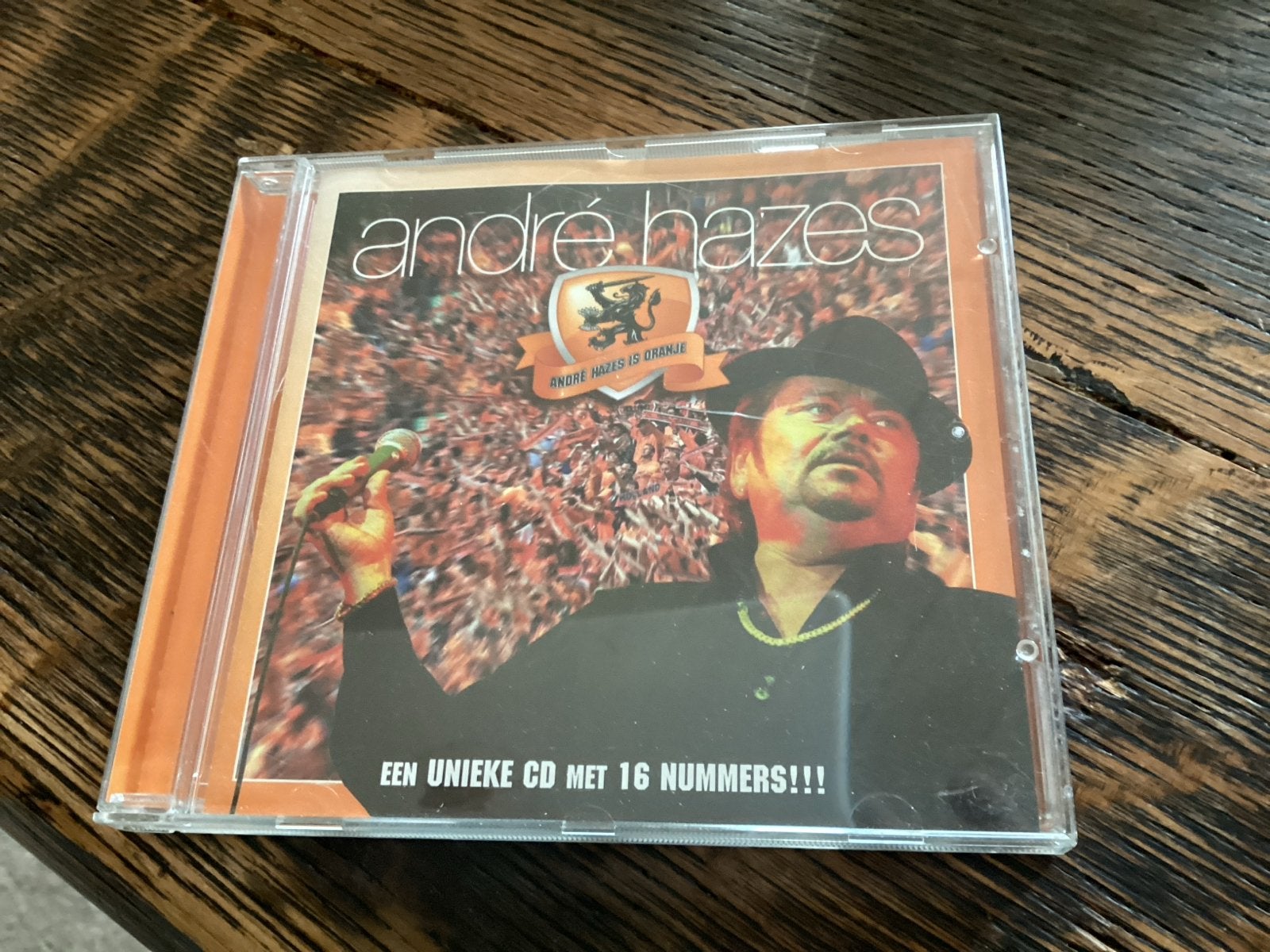 André Hazes - André Hazes is Oranje CD (16 nummers), voor 2€, Ophalen of Verzenden, Zo goed als nieuw, Levenslied of Smartlap
