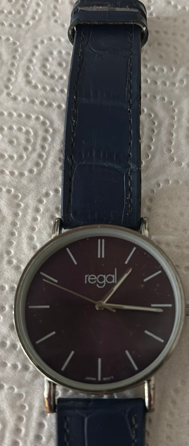 Regal horloges zilverkleurig wit en blauwe wijzerplaat, Ophalen of Verzenden, Zo goed als nieuw, Overige merken