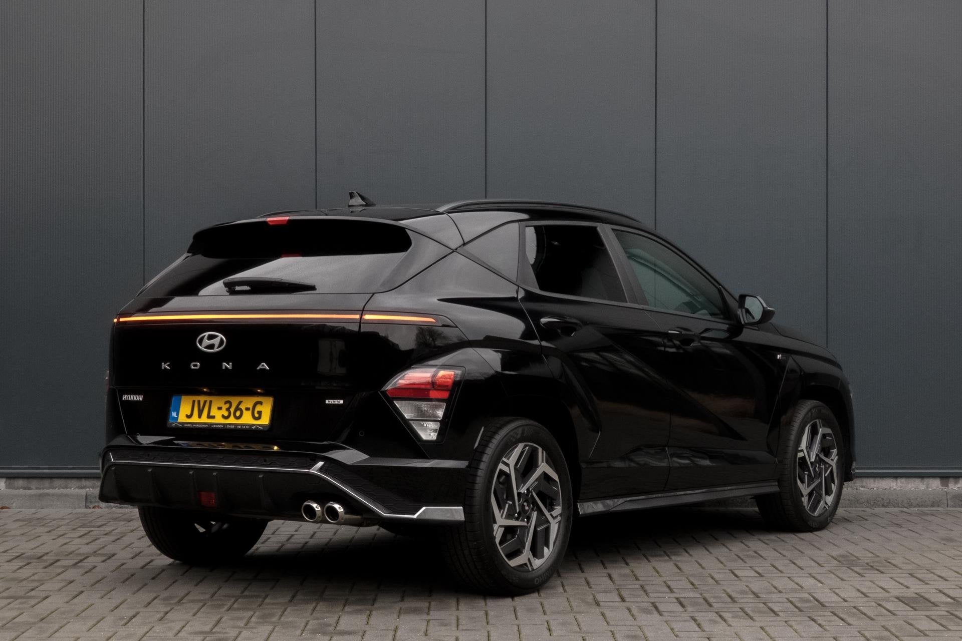 Foto 2 van Hyundai KONA 1.6 GDI HEV Comfort Smart N-LINE | CAMERA | STO