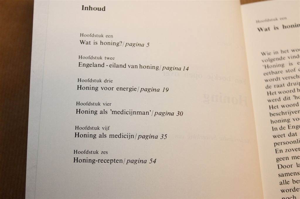 Een Boekje Open over Honing — Norris 1976, Ophalen of Verzenden, Gelezen