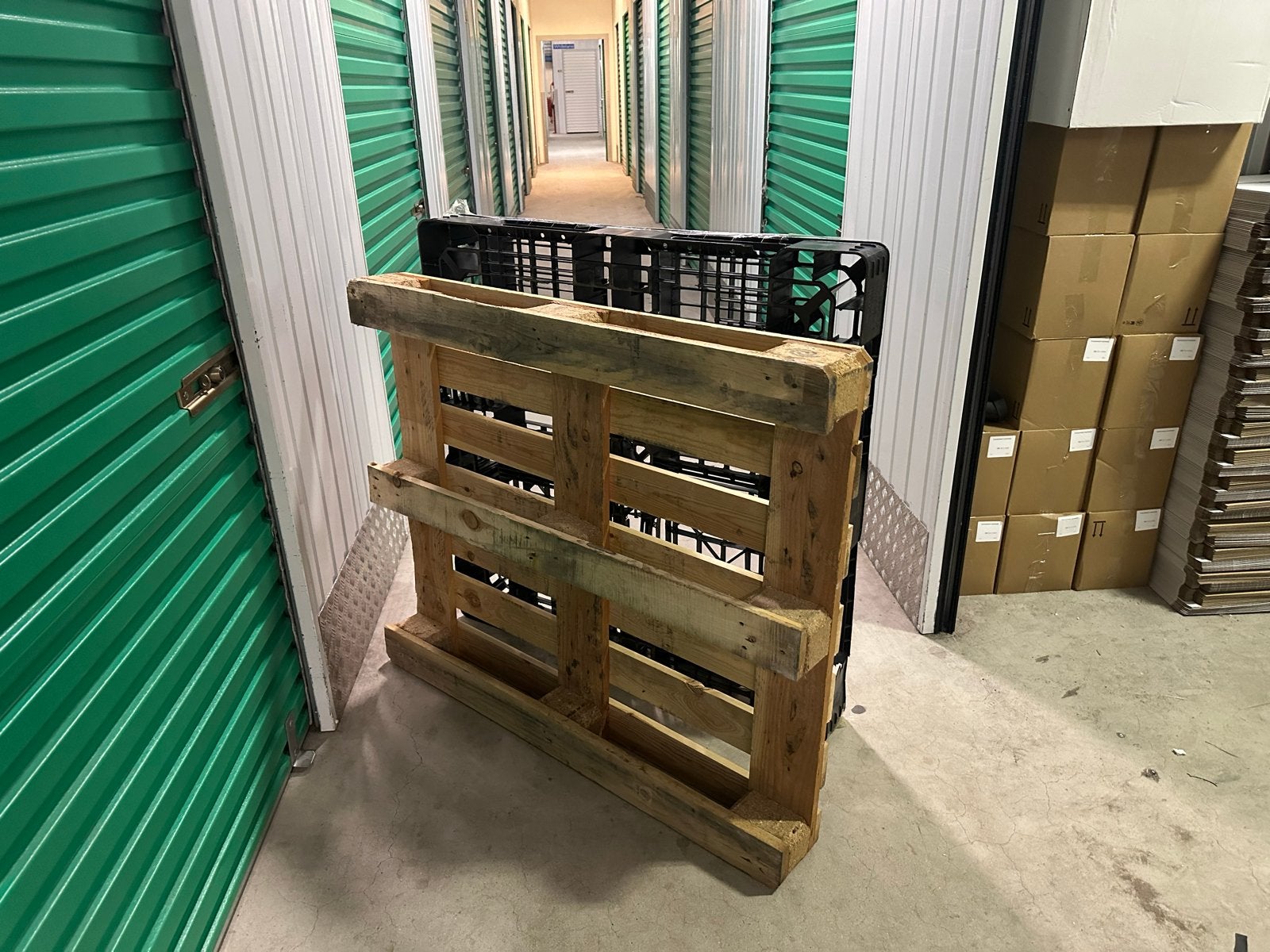 Houten en kunststof pallets - Gebruikt, Doe-het-zelf en Verbouw, Gebruikt, 100 cm of meer, 60 cm of meer, Overige typen