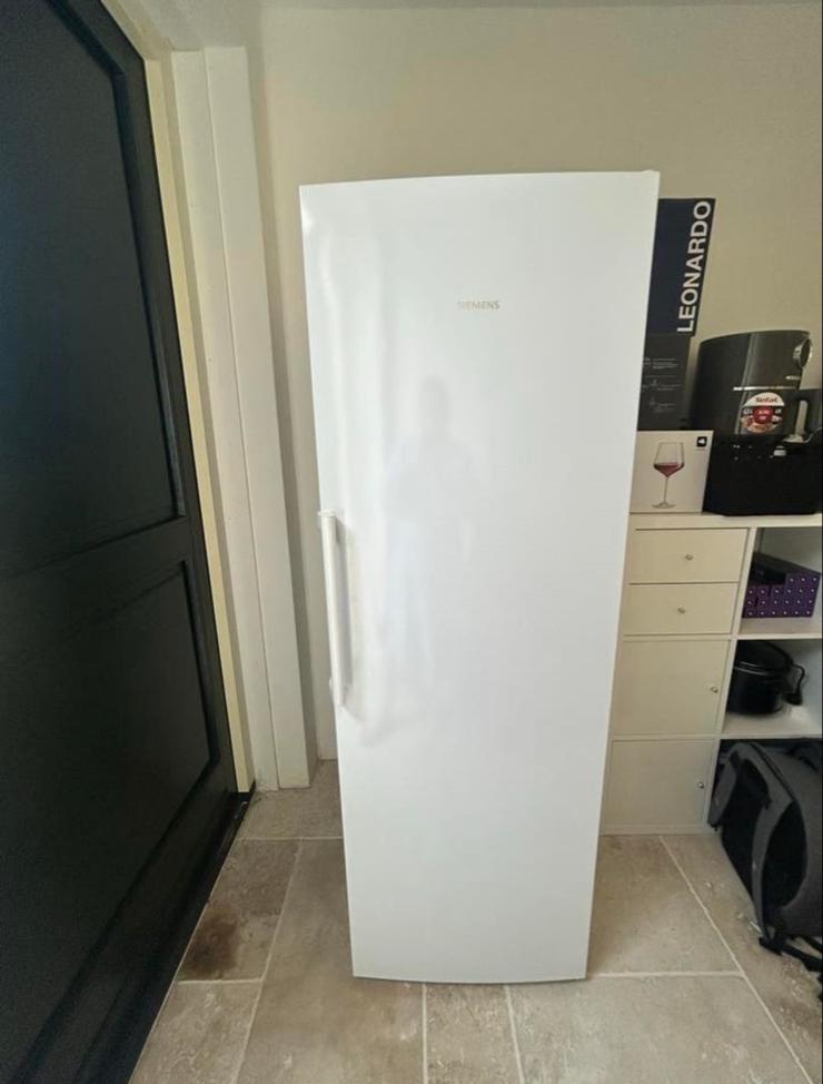 Goedwerkende SIEMENS no frost vrieskast - Zo goed als nieuw, Vrieskast, Zo goed als nieuw, Energieklasse A of zuiniger, 160 cm of meer