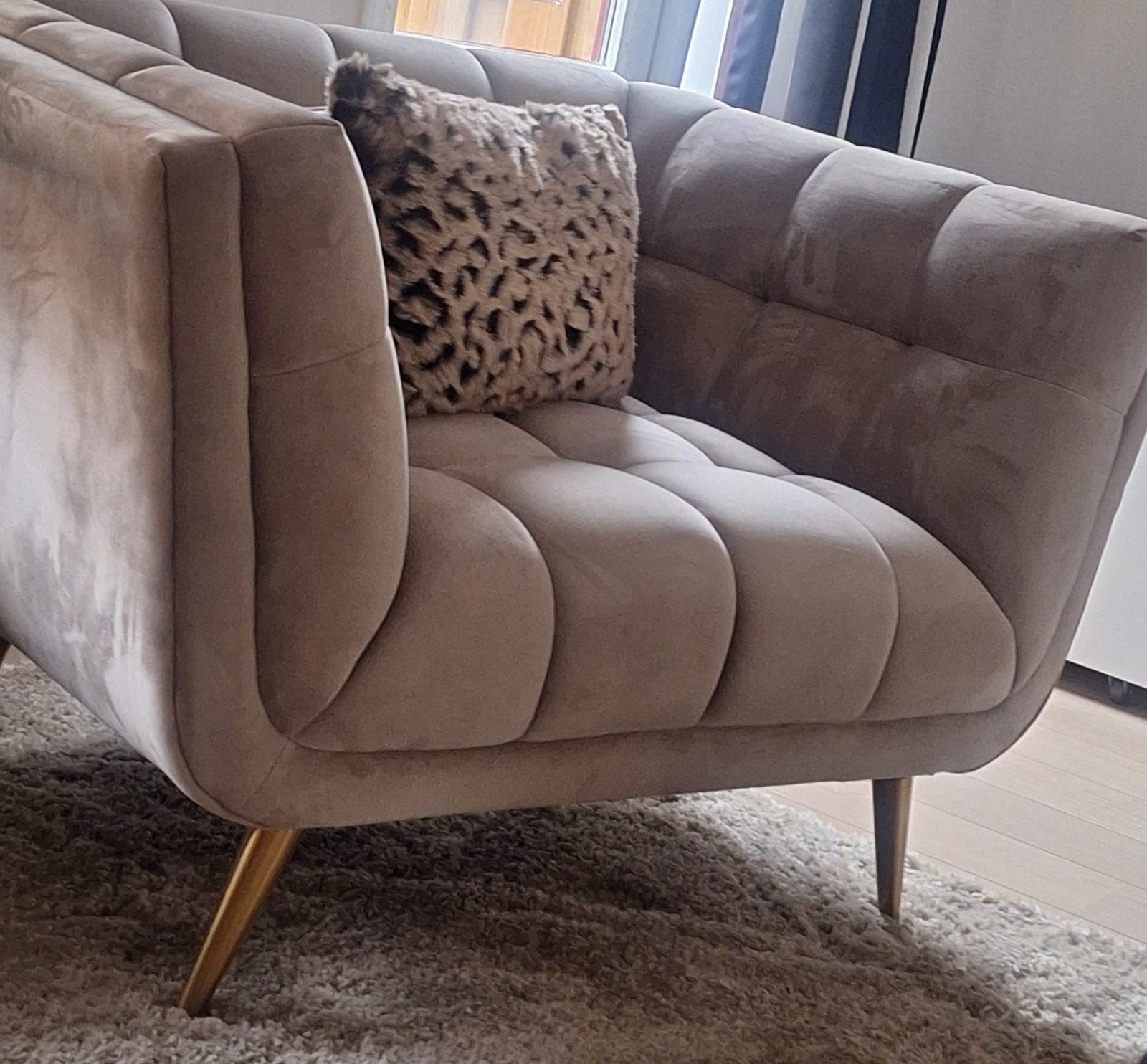 Richmond Lounge stoel Huxley khaki velvet, nieuwstaat, Ophalen, Richmond, design, hotel chique, modern, glamour, 75 tot 100 cm