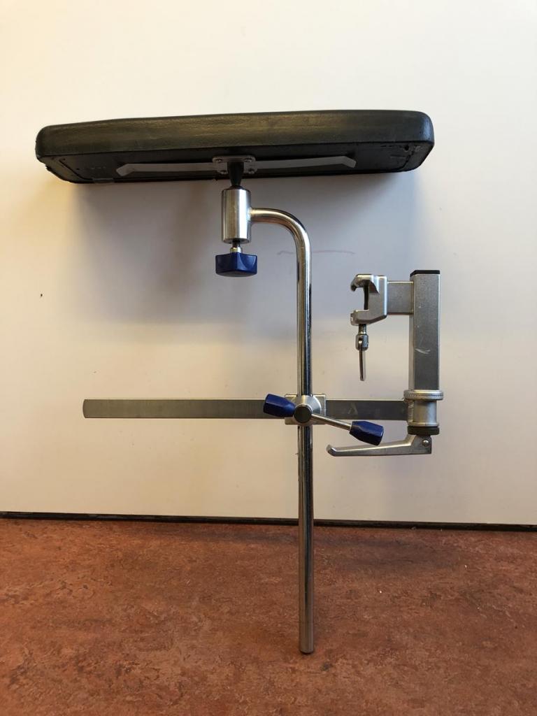 armsteun met bevestigingsbeugel Maquette tafel, Niet ingevuld, Niet ingevuld, Niet ingevuld