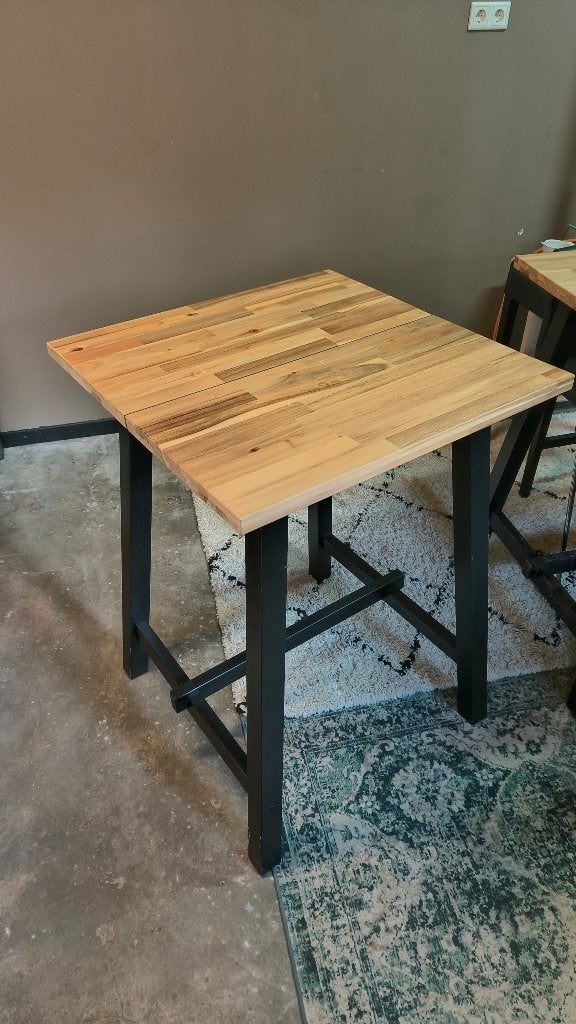 Ikea Skogsta bartafel, Ophalen, Gebruikt