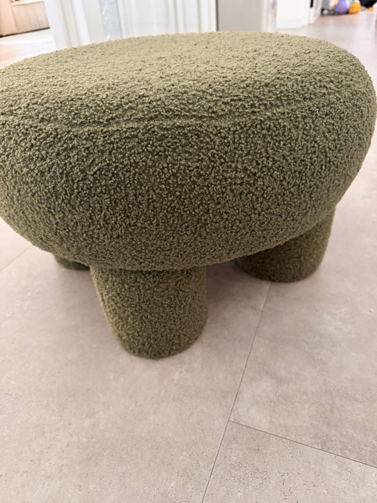 Groene poef van Xenos - Diameter 50cm, Hoogte 32cm, Huis en Inrichting, Ophalen, Gebruikt, Rond, Minder dan 50 cm
