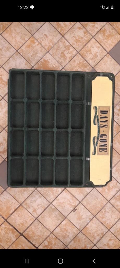 Days Gone wand display, Ophalen of Verzenden, Gebruikt, Overige typen