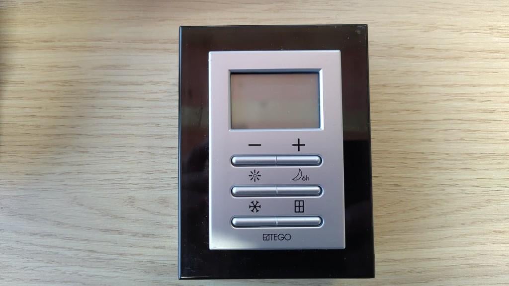 Roundline Eco 2x RF ontvangers en 1x kamerthermostaat, Doe-het-zelf en Verbouw, Thermostaten, Nieuw, Ophalen of Verzenden