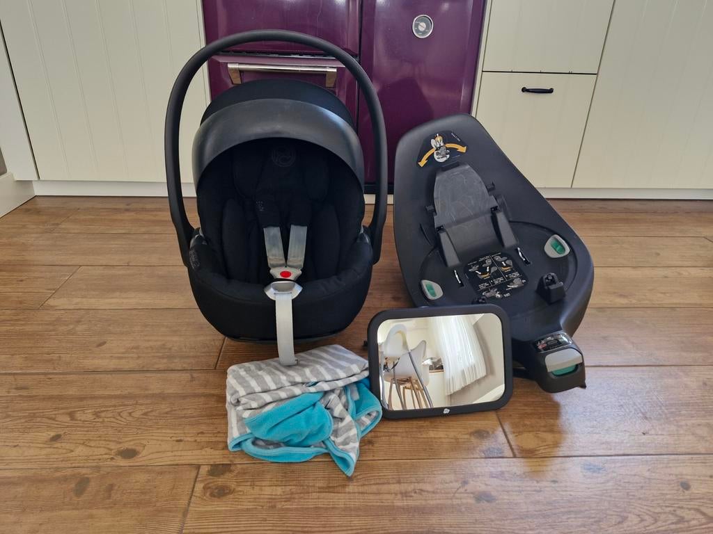 Cybex Cloud Z i-Size Plus Deep Black met 2x Base Z, Kinderen en Baby's, Autostoeltjes, Zo goed als nieuw, Isofix, 0 t/m 13 kg