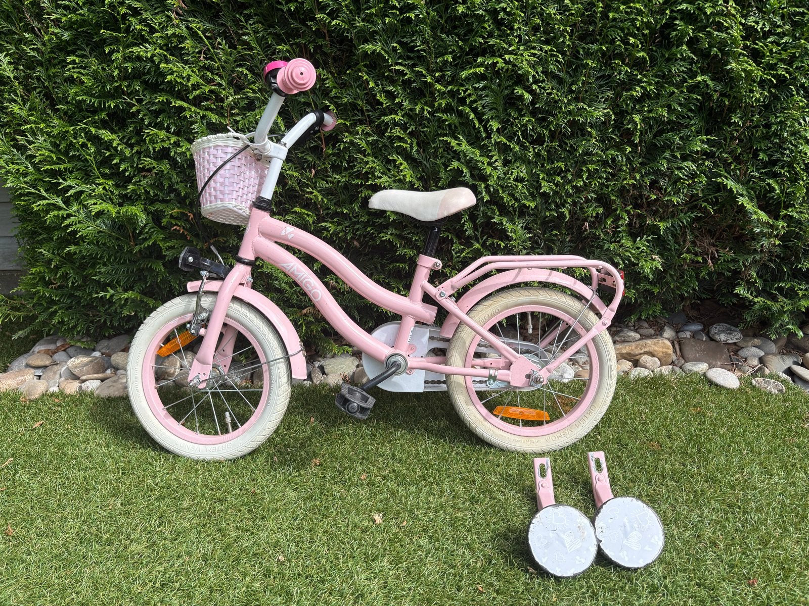 Roze kinderfiets Amigo 16 inch met zijwieltjes, Ophalen, Gebruikt, 16 tot 20 inch, Zijwieltjes