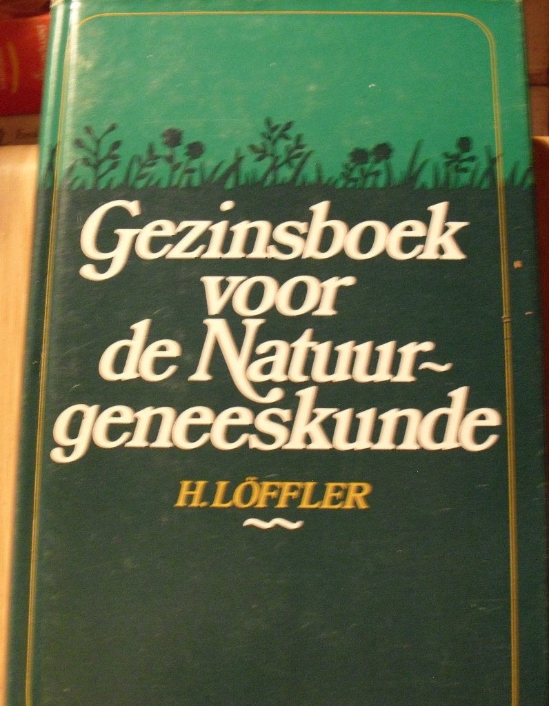 Gezinsboek voor de Natuurgeneeskunde, H. Löffler, Ophalen of Verzenden, Zo goed als nieuw, Gezondheid en Conditie