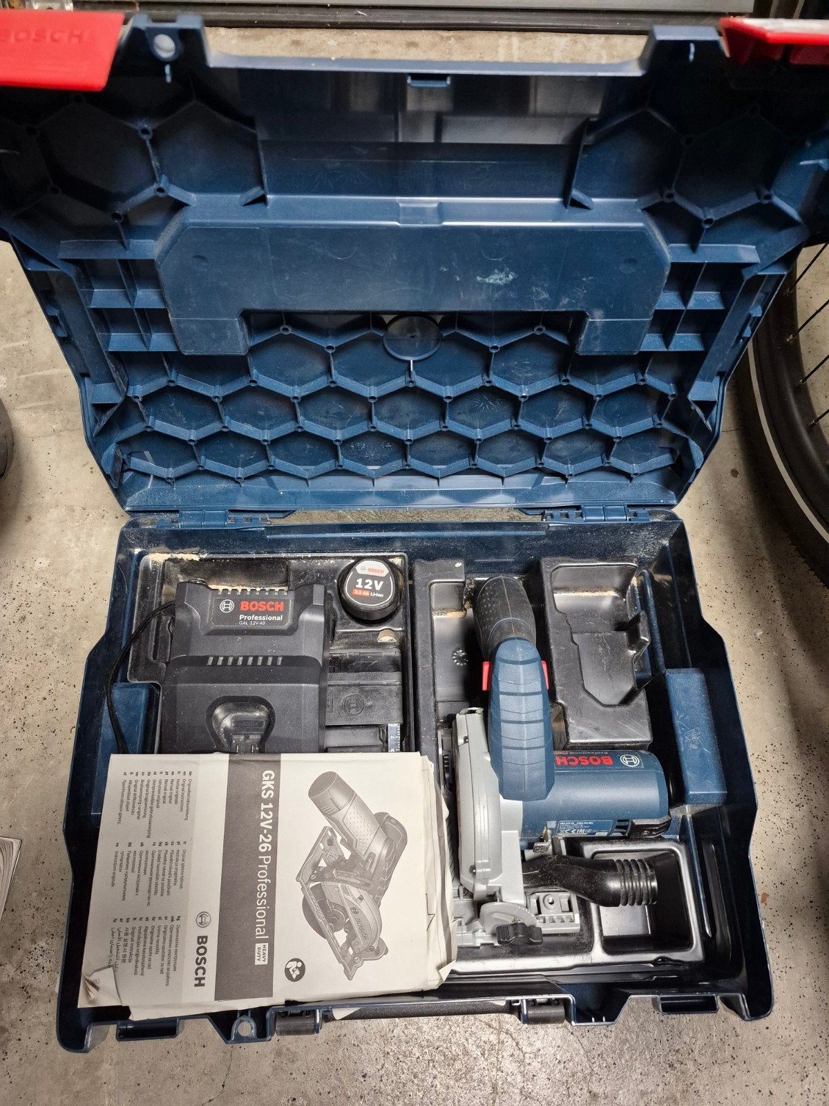 Bosch Professional GKS 12V-26 Accu Cirkelzaag Set, Minder dan 30 mm, Gebruikt, Cirkelzaag, Bosch Professional
