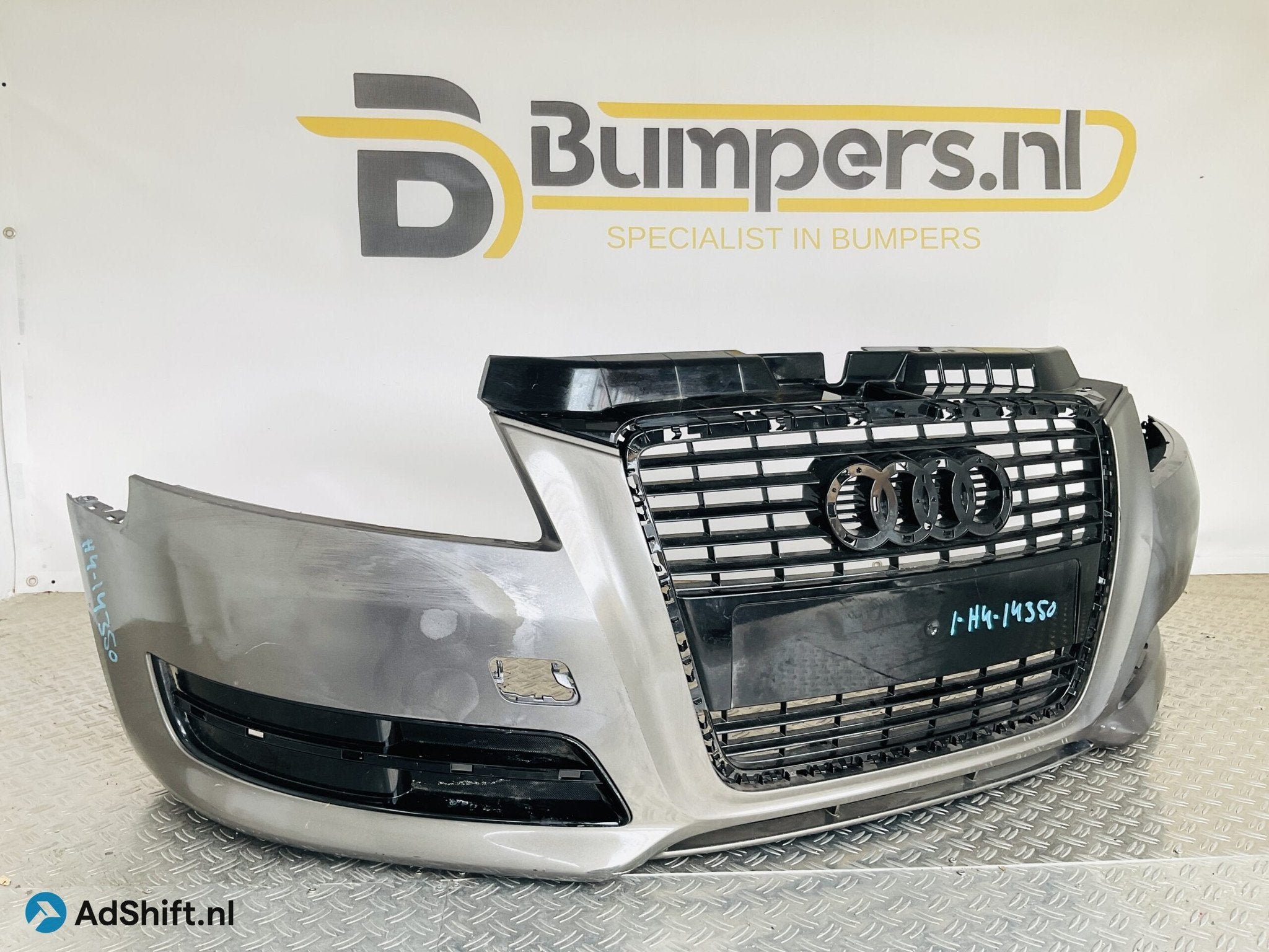 Bumper Audi A3 8P Facelift 2007-2012 8P0807437H Voorbumper 1, Auto-onderdelen, Bumper