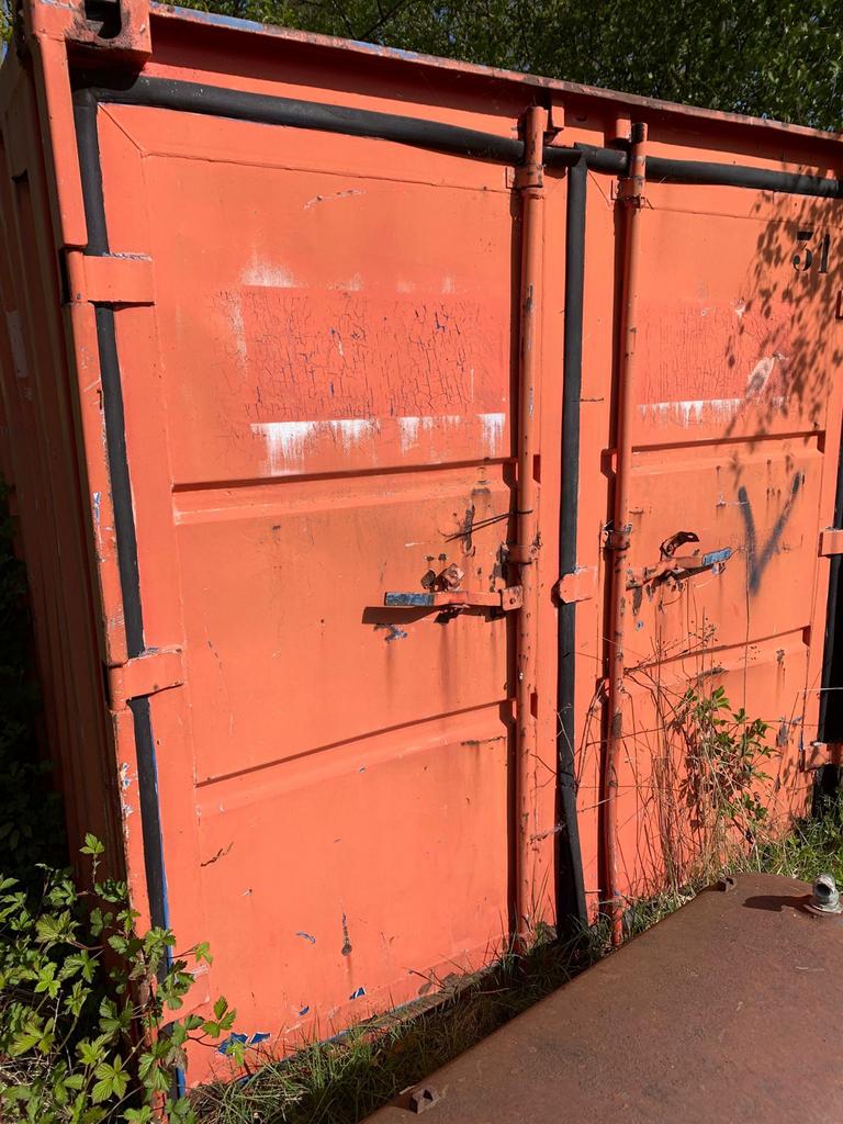 Robuust Zeecontainer - Ideaal voor Opslag, Ophalen
