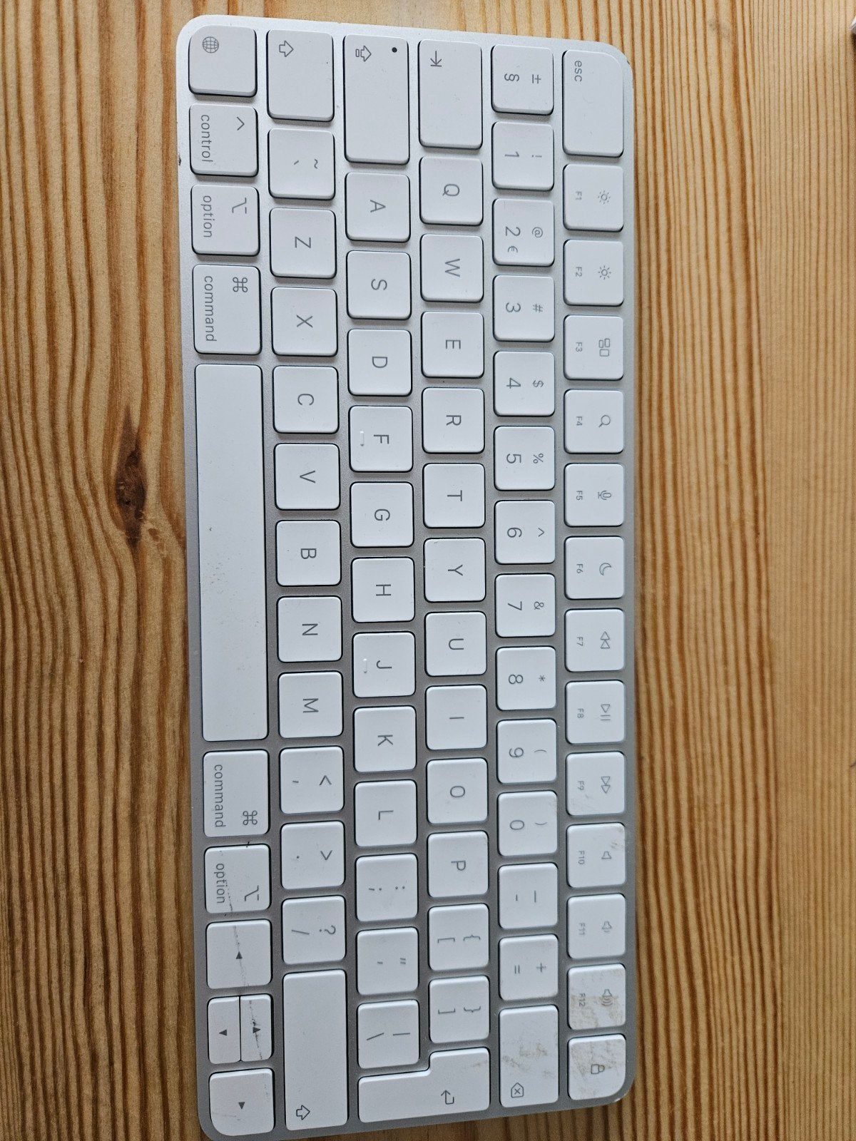Apple Magic Keyboard A3203 - USB-C, Gebruikt, Overige typen, Ophalen of Verzenden, Draadloos