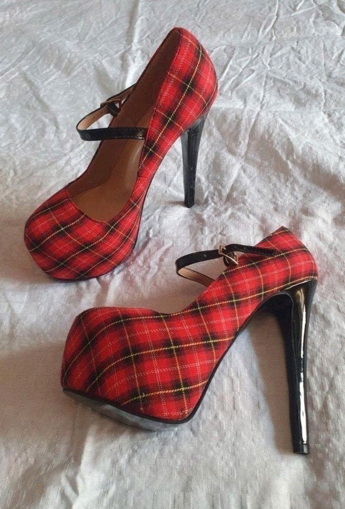 Meerdere paren high heels hoge hakken. Mt.39 + 40., Ophalen, Zo goed als nieuw, Zwart