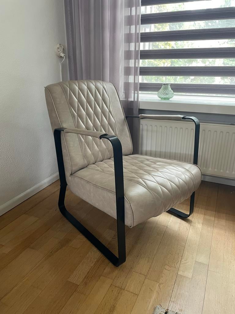 Comfortabele leren fauteuil - Zo goed als nieuw, Huis en Inrichting, Fauteuils, Ophalen, Zo goed als nieuw, 50 tot 75 cm, Leer