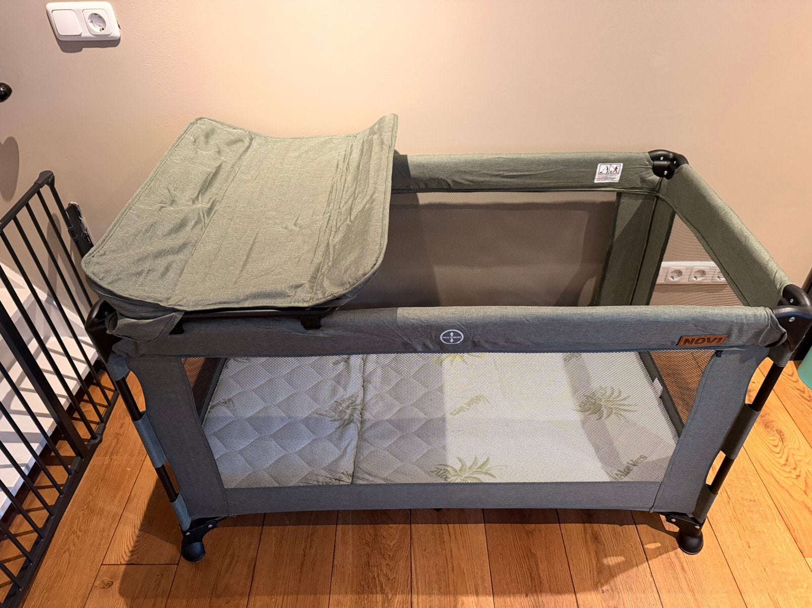Campingbed incl. matras en twee moltons, Ophalen, 70 tot 85 cm, Zo goed als nieuw, Minder dan 140 cm