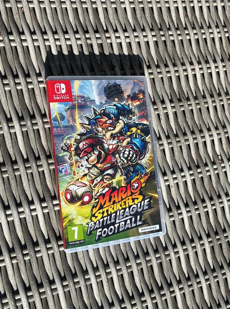 Mario Strikers: Battle League Football - Nintendo Switch, Eén computer, Ophalen of Verzenden, Zo goed als nieuw, 3 spelers of meer