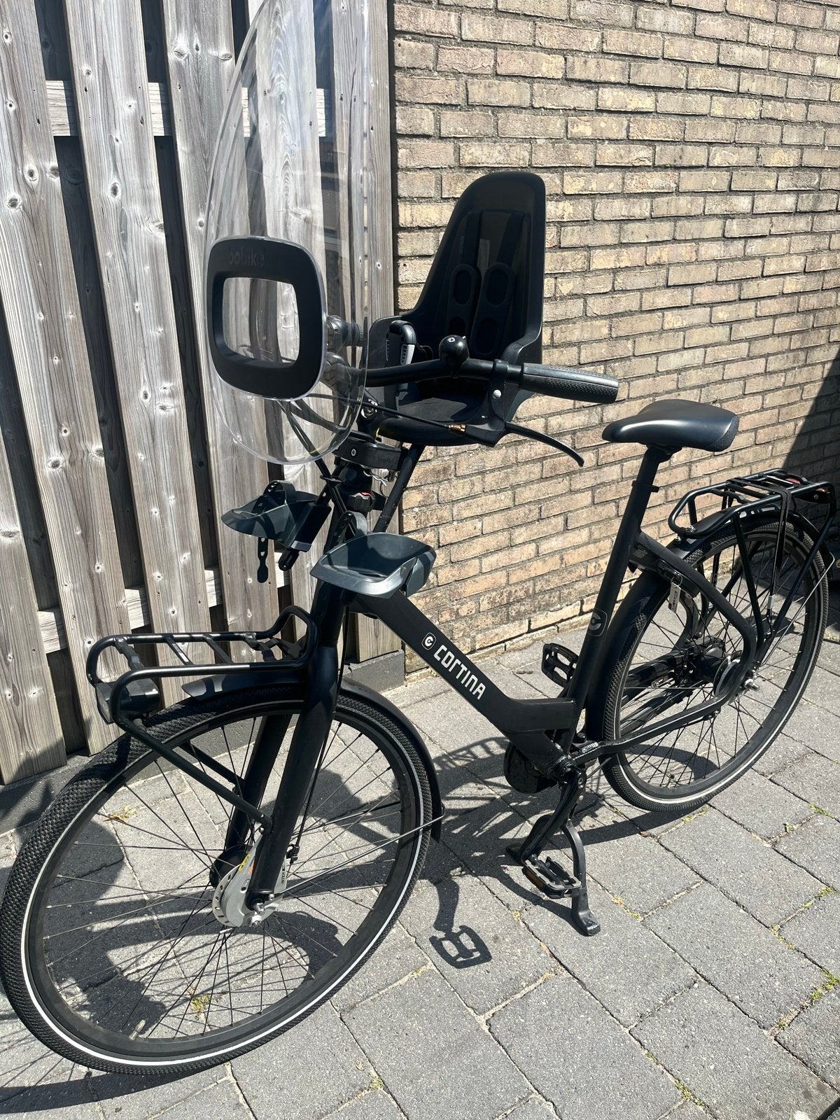 Cortina Common Mamafiets met Bobike stoeltje en windscherm, Ophalen, Gebruikt, Voorzitje