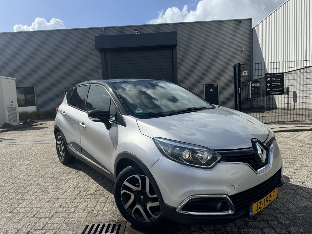 Renault Captur 1.5 DCI DYNAM AUTOM CLIMA SENSOR (bj 2014), Euro 5, Gebruikt, 4 cilinders, 1188 kg
