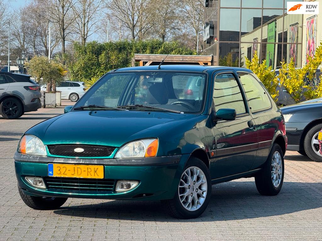 Ford Fiesta 1.3-8V Collection | APK 30-05-2027 | Airco | Ele, Voorwielaandrijving, 1299 cc, Stof, Zwart