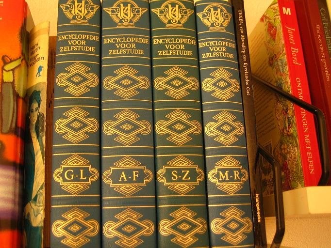 Complete encyclopedie voor zelfstudie (4 delen), Ophalen, Zo goed als nieuw, Algemeen, Complete serie