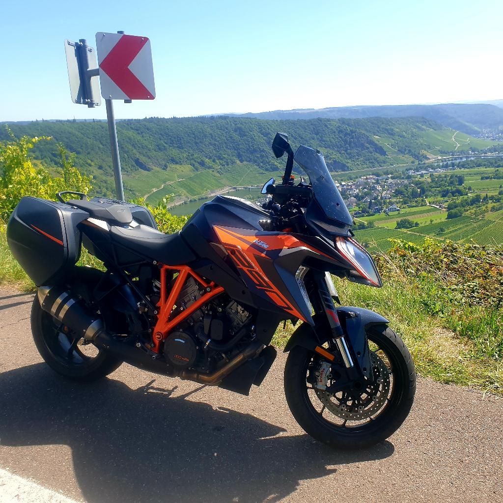 KTM Super Duke 1290 GT speciale uitvoering, 2 cilinders, Occasion, Handvatverwarming, Particulier