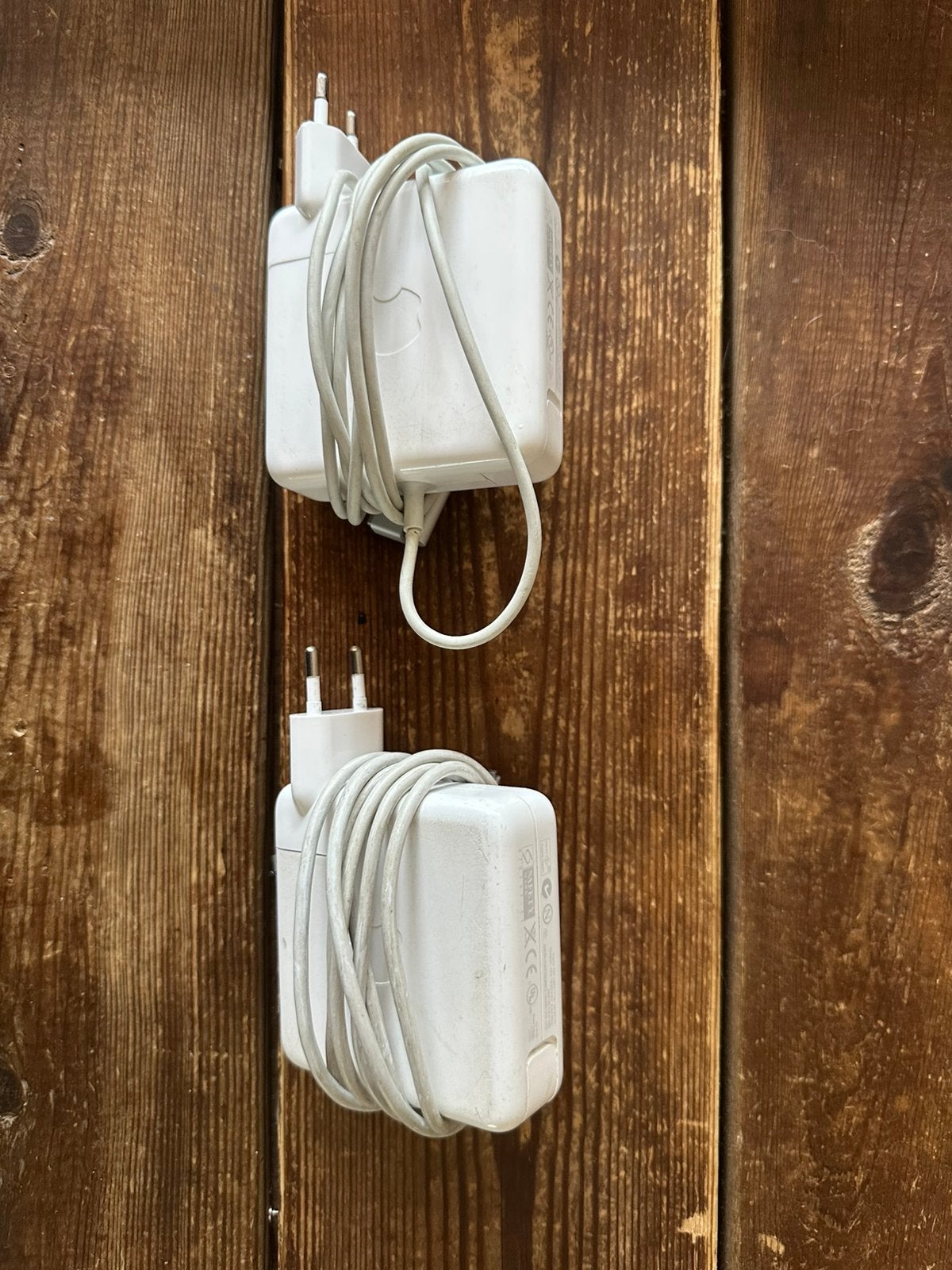 Originele Apple Magsafe adapters, Computers en Software, Ophalen, Overige modellen, 13 inch, Zo goed als nieuw