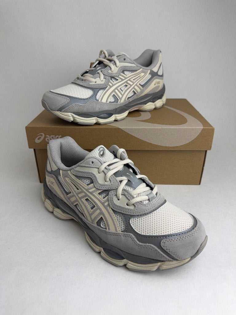 Asics Gel-NYC Cream Oyster Grey (maat 39), Kleding | Dames, Schoenen, Nieuw, Ophalen of Verzenden, Grijs, Asics