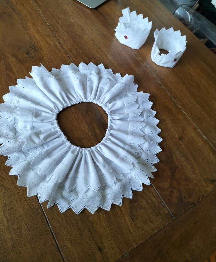 Witte kraag en manchetten, Ophalen of Verzenden