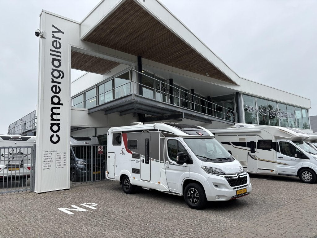 Bürstner Travel Van T590 DWARSBED+RONDZIT EURO 6 ZONNEPANEE, Bedrijf, Tot en met 3, Bürstner, 5 tot 6 meter