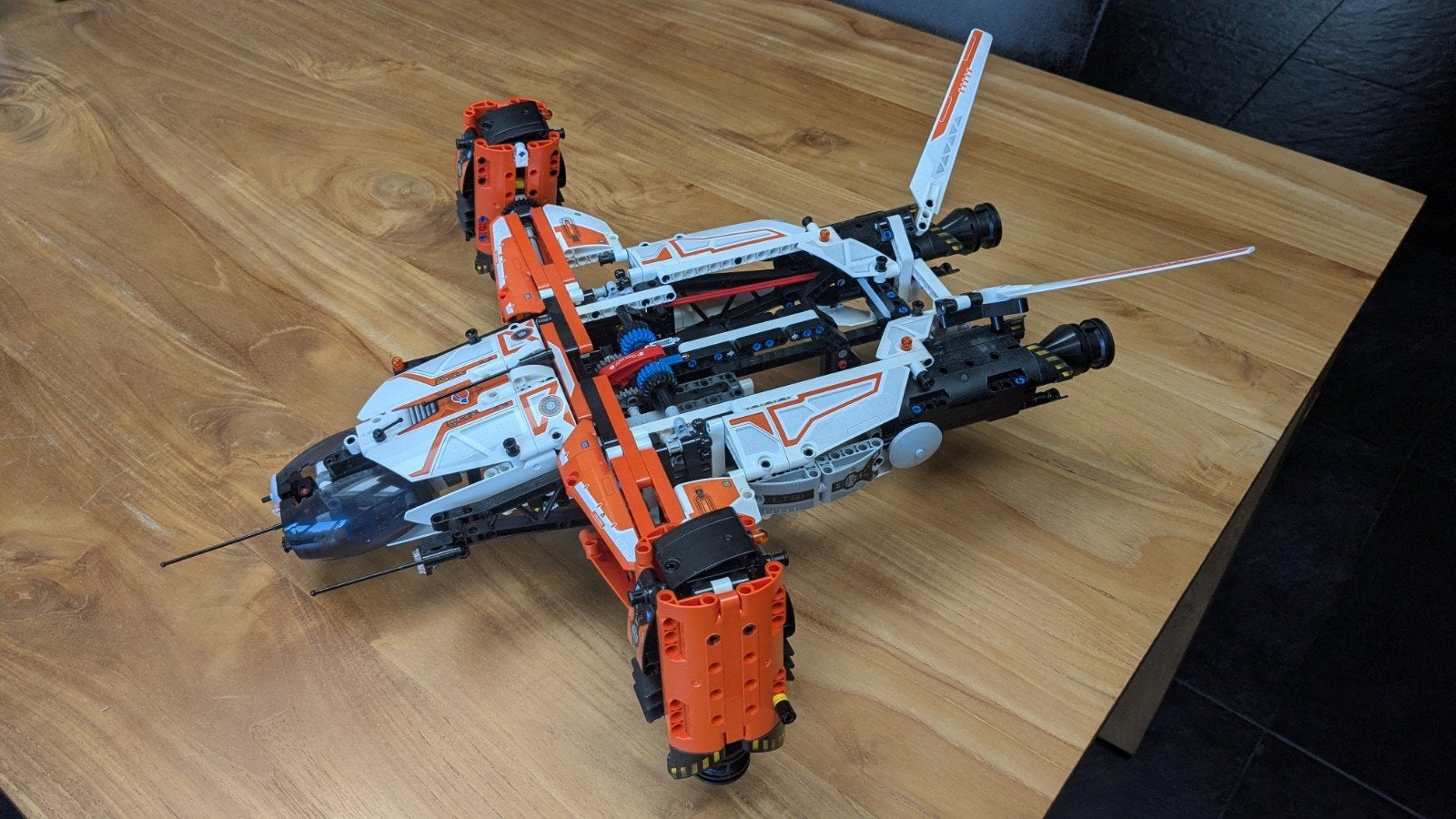 LEGO 42181 VTOL Heavy Cargo Spaceship LT81, Lego, Ophalen of Verzenden, Zo goed als nieuw, Technic