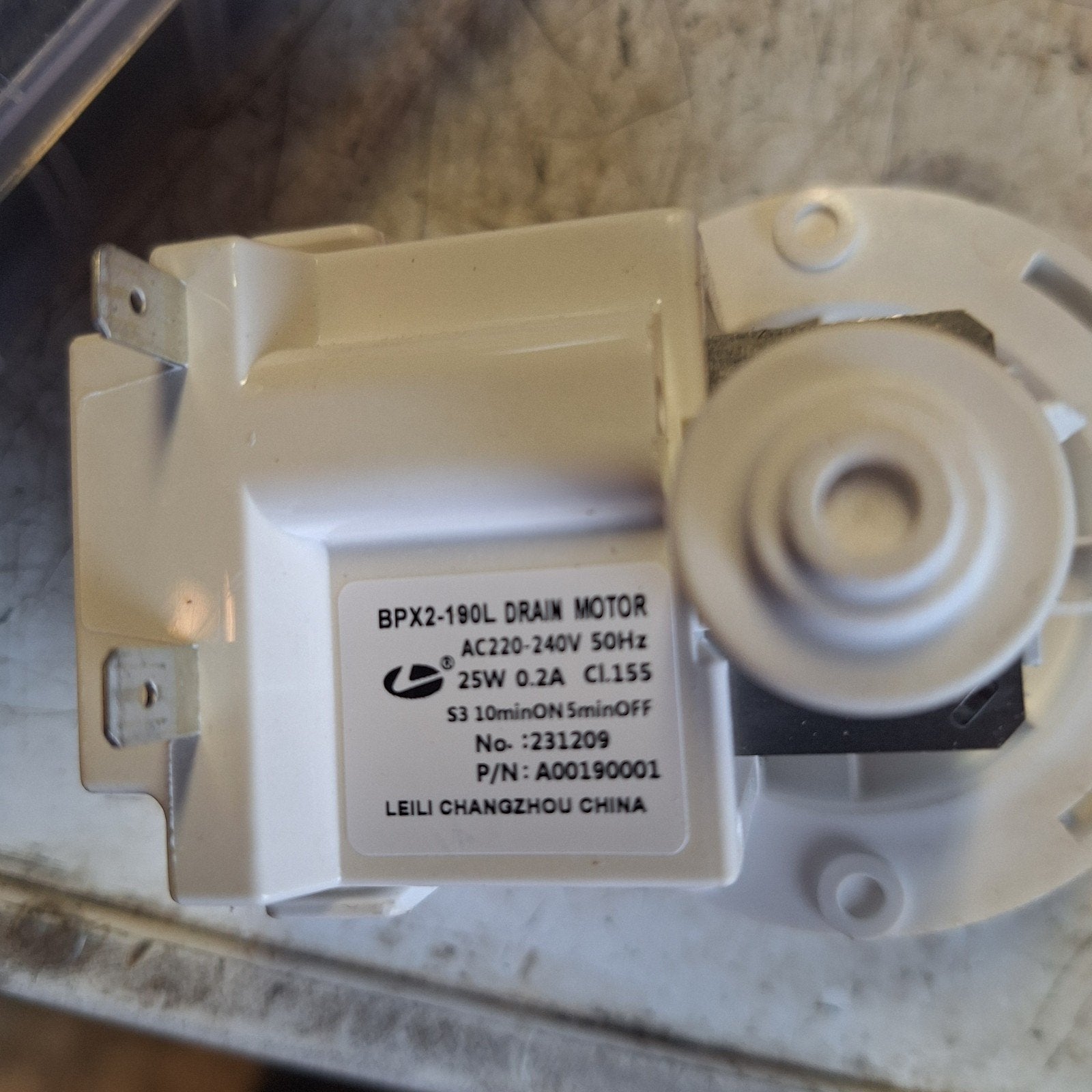 pomp wasmachine aeg  8583792418029, Witgoed en Apparatuur, 1200 tot 1600 toeren, Ophalen of Verzenden, Zo goed als nieuw, Voorlader