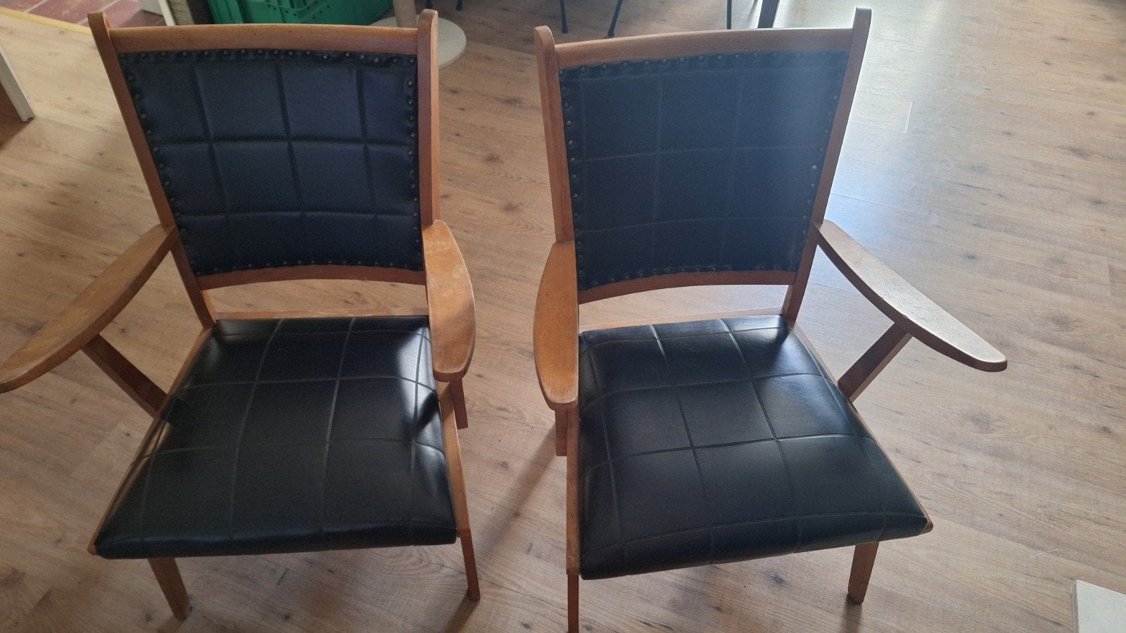 Retro stoelen, Ophalen