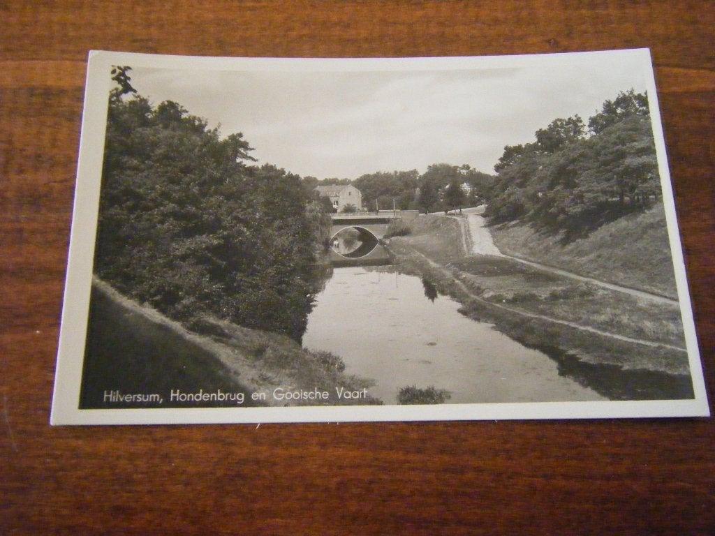 E43 - Hilversum - Hondenbrug - 1949 - Mooi/Oud, Ophalen of Verzenden, 1940 tot 1960, Noord-Holland